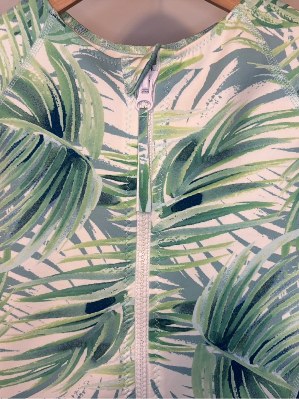 🌺Carve Designs One-Piece Rash Guard Swimsuit - White Palm🌴 - Picture 5 of 16